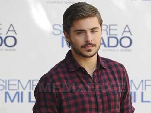 zac efron (c) Mediafax